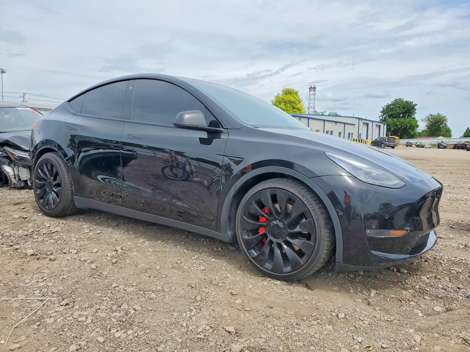 Photo 4 from auction – 2022 TESLA MODEL Y with VIN 7SAYGDEF1NF345763