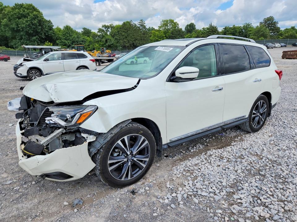 NISSAN PATHFINDER 2018 with VIN 5N1DR2MM1JC647227 - Photo from auction