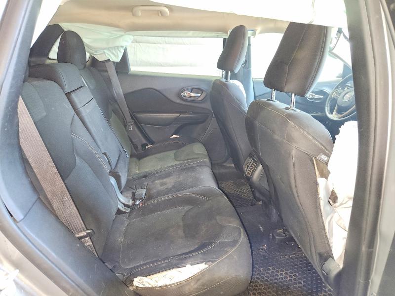 Photo 11 from auction – 2016 JEEP CHEROKEE with VIN 1C4PJMCS4GW131858