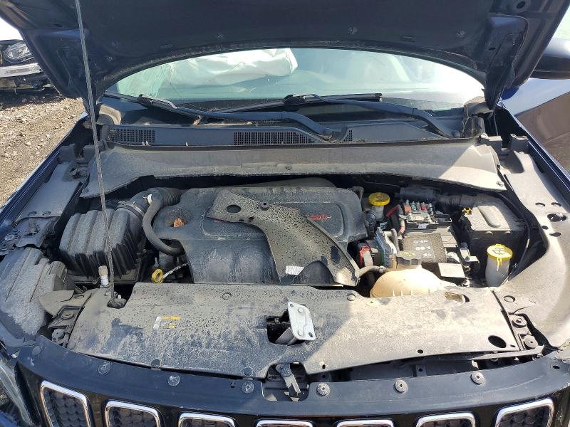 Photo 11 from auction – 2018 JEEP COMPASS with VIN 3C4NJDAB0JT256749