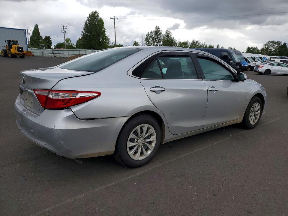 Photo 3 from auction – 2016 TOYOTA CAMRY with VIN 4T4BF1FKXGR560473