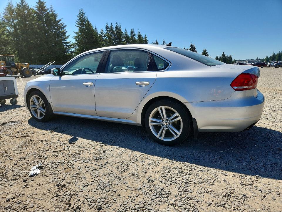 Photo 2 from auction – 2014 VOLKSWAGEN PASSAT with VIN 1VWBT7A39EC108735