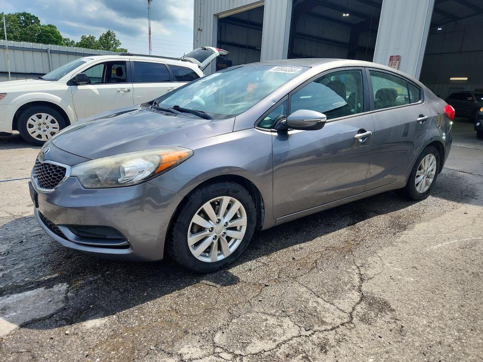 KIA FORTE 2016 with VIN KNAFX4A6XG5508843 - Photo from auction