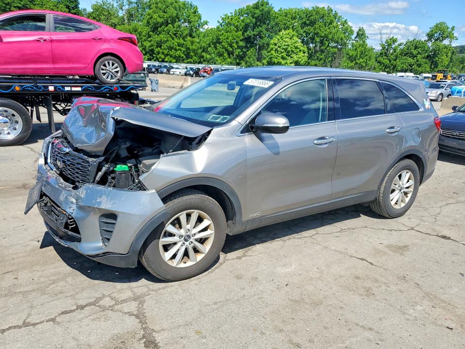 KIA SORENTO 2019 with VIN 5XYPGDA32KG478962 - Photo from auction