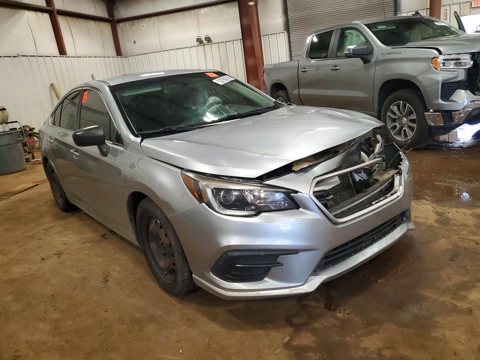 Foto 4 de la subasta – 2018 SUBARU LEGACY con VIN 4S3BNAA61J3046102