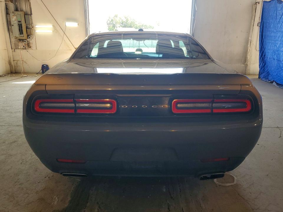 Photo 6 from auction – 2019 DODGE CHALLENGER with VIN 2C3CDZAG6KH680247
