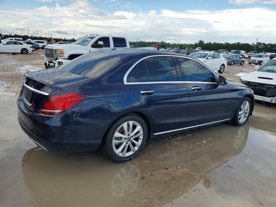 Photo 3 from auction – 2019 MERCEDES-BENZ C with VIN WDDWF8DBXKR458295