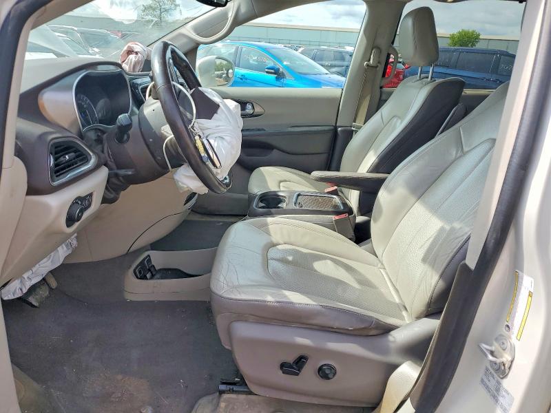 Photo 7 from auction – 2017 CHRYSLER PACIFICA with VIN 2C4RC1EG0HR616065