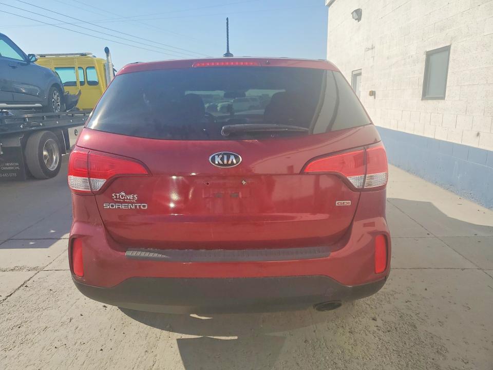 Photo 6 from auction – 2015 KIA SORENTO with VIN 5XYKT3A67FG595291