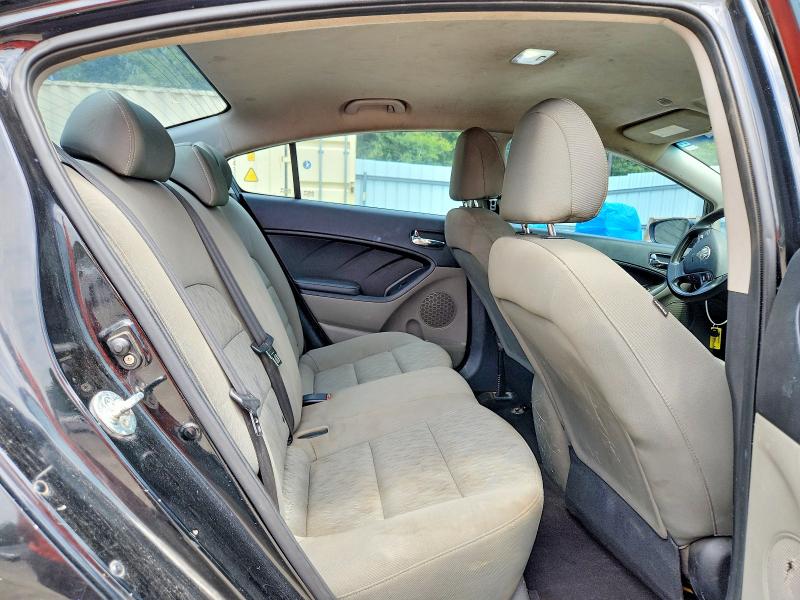 Photo 10 from auction – 2015 KIA FORTE with VIN KNAFK4A66F5322102