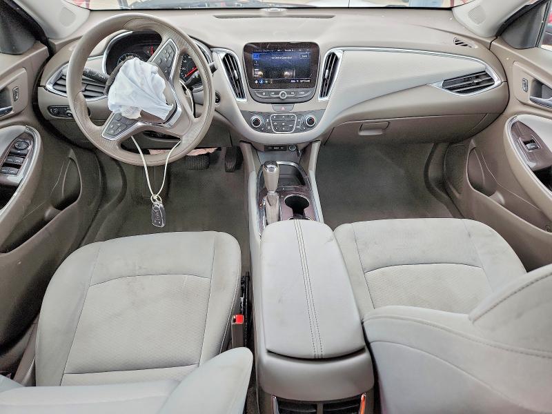 Photo 8 from auction – 2019 CHEVROLET MALIBU with VIN 1G1ZD5ST2KF124201