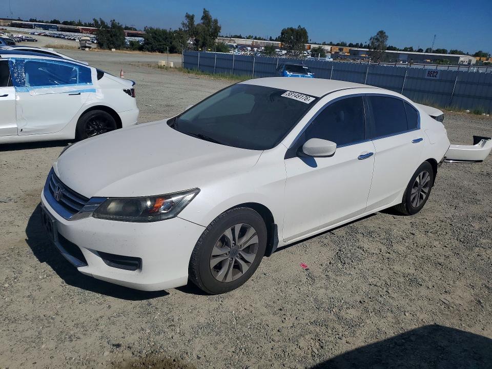 HONDA ACCORD 2015 with VIN 1HGCR2F34FA094047 - Photo from auction
