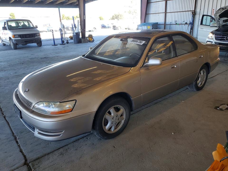 LEXUS ES 1994 with VIN JT8GK13T9R0008405 - Photo from auction
