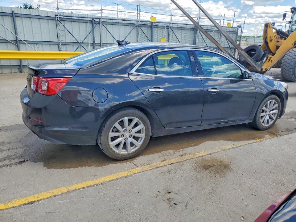 Photo 3 from auction – 2015 CHEVROLET MALIBU with VIN 1G11F5SLXFF266910