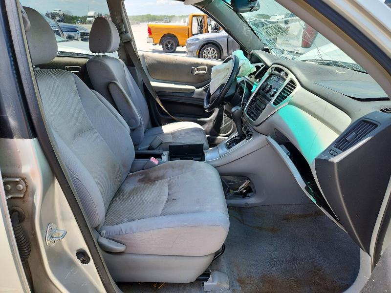 Photo 7 from auction – 2004 TOYOTA HIGHLANDER with VIN JTEDP21A540034372