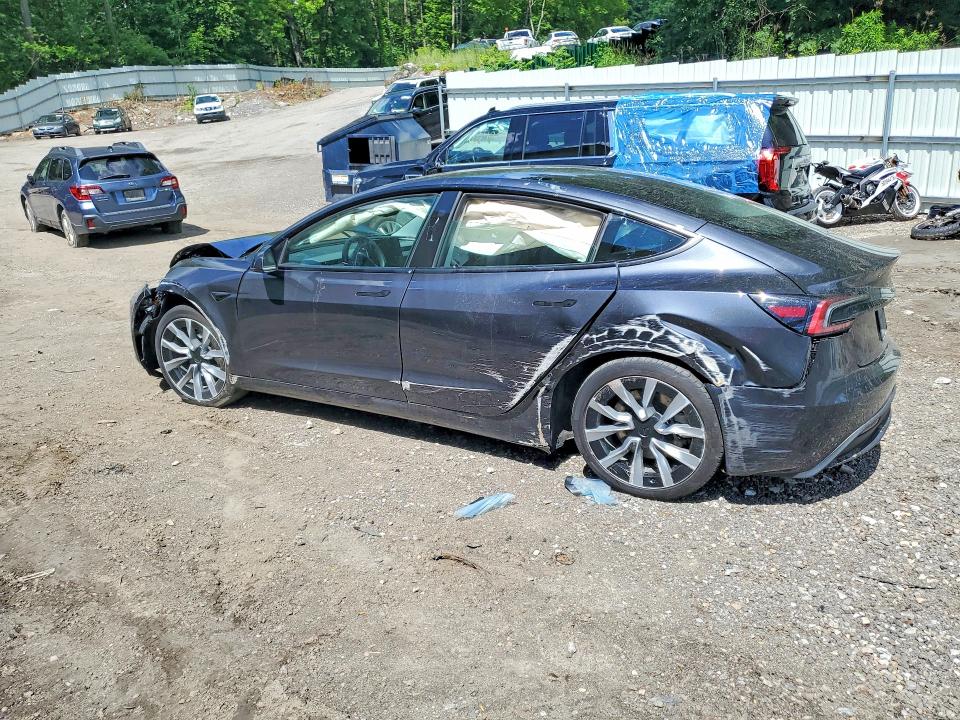 Photo 2 from auction – 2024 TESLA 3 with VIN 5YJ3E1EB1RF742906