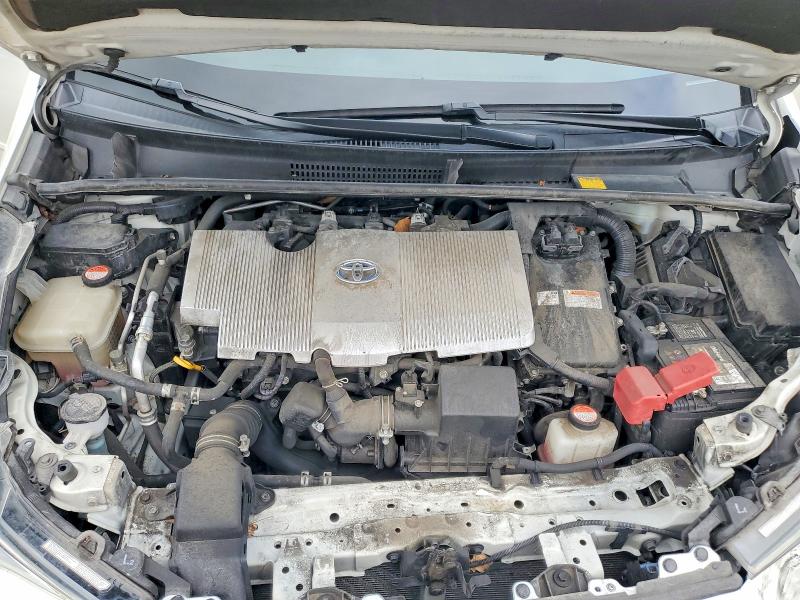 Photo 11 from auction – 2016 TOYOTA PRIUS with VIN JTDKARFU0G3511561