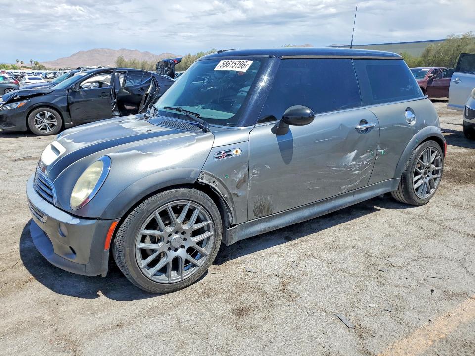 MINI COOPER 2003 with VIN WMWRE33403TD71381 - Photo from auction