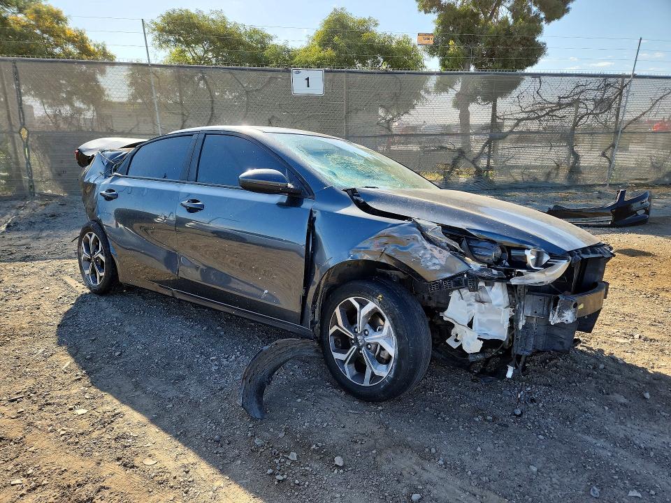 Photo 4 from auction – 2020 KIA FORTE with VIN 3KPF24AD4LE175361