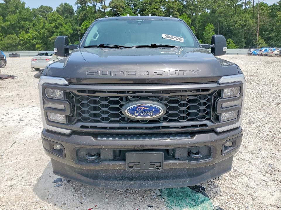 Photo 5 from auction – 2024 FORD F250 with VIN 1FT8W2BA3REE43570