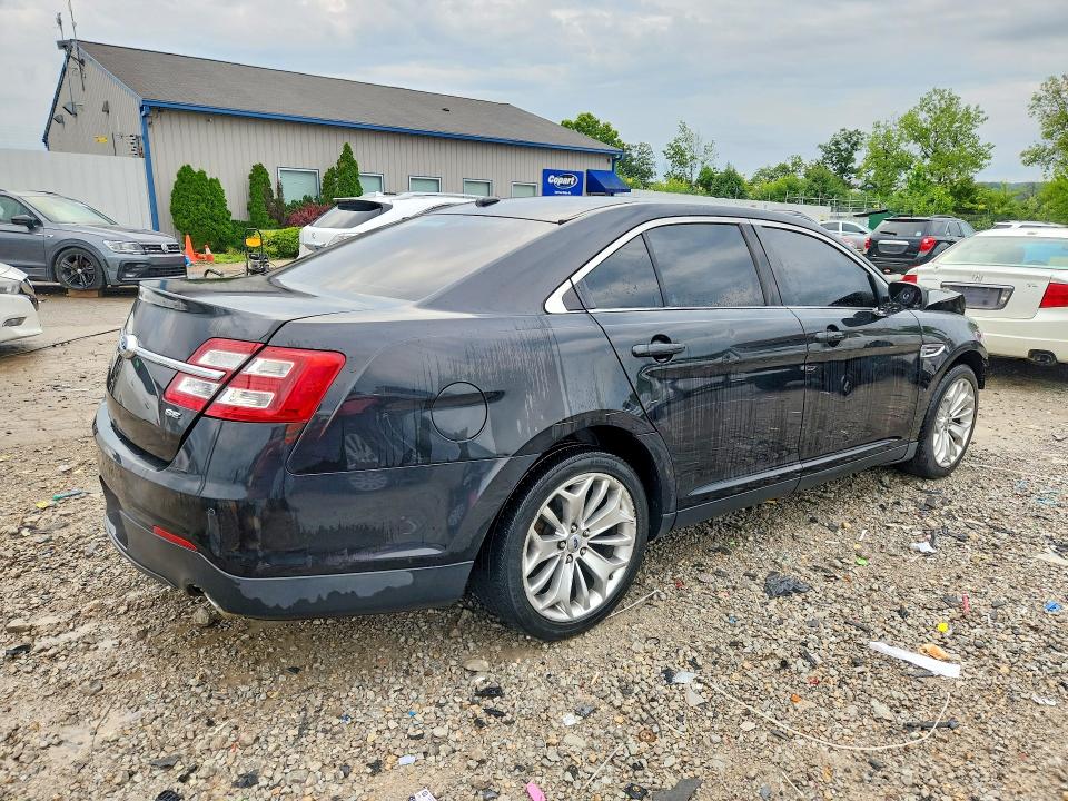 Photo 3 from auction – 2015 FORD TAURUS with VIN 1FAHP2E85FG176153