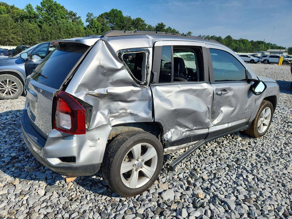 Photo 3 from auction – 2016 JEEP COMPASS with VIN 1C4NJDBB8GD691709
