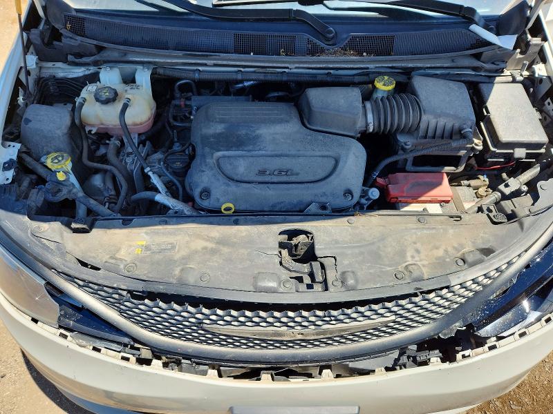 Photo 12 from auction – 2019 CHRYSLER PACIFICA with VIN 2C4RC1AG8KR587959