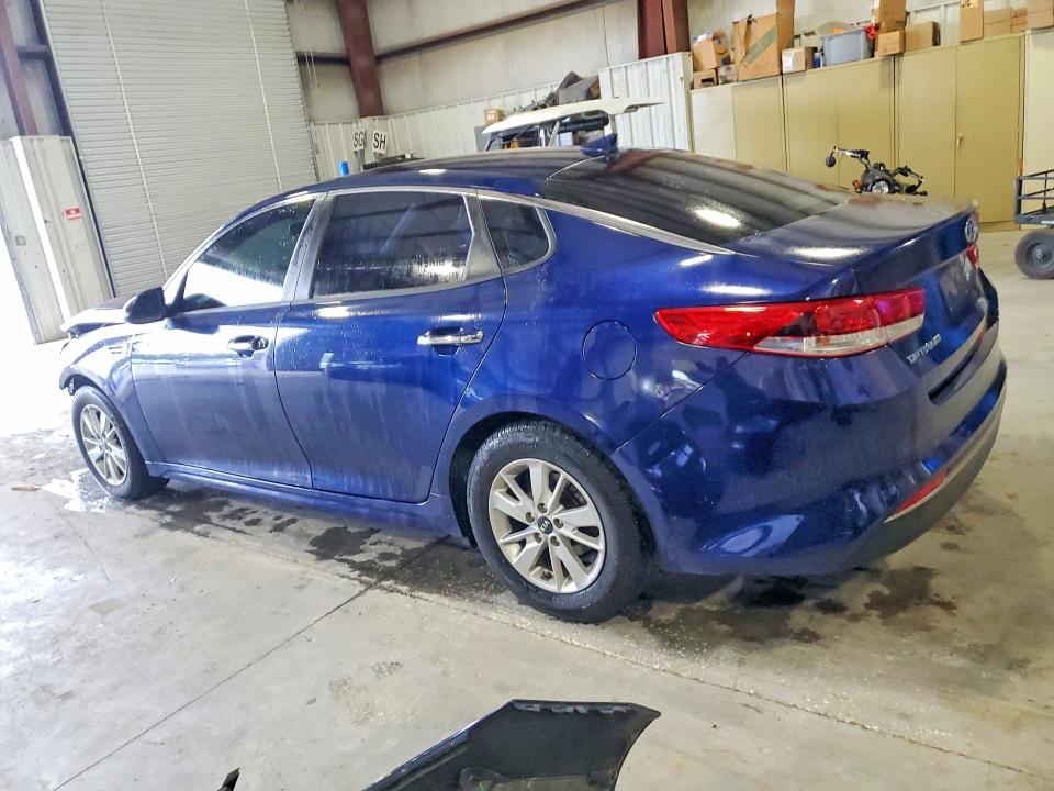 Photo 2 from auction – 2018 KIA OPTIMA with VIN 5XXGT4L39JG230381