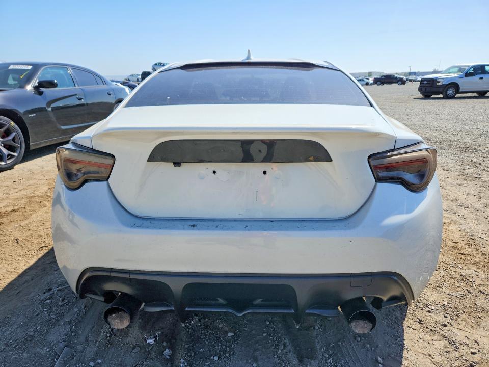 Photo 6 from auction – 2017 TOYOTA 86 with VIN JF1ZNAA15H8702257