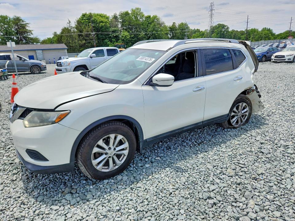 NISSAN ROGUE 2015 with VIN 5N1AT2MV5FC770582 - Photo from auction