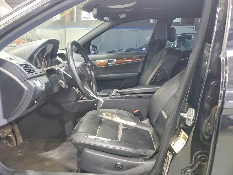 Photo 7 from auction – 2011 MERCEDES-BENZ C with VIN WDDGF8BB1BR183603