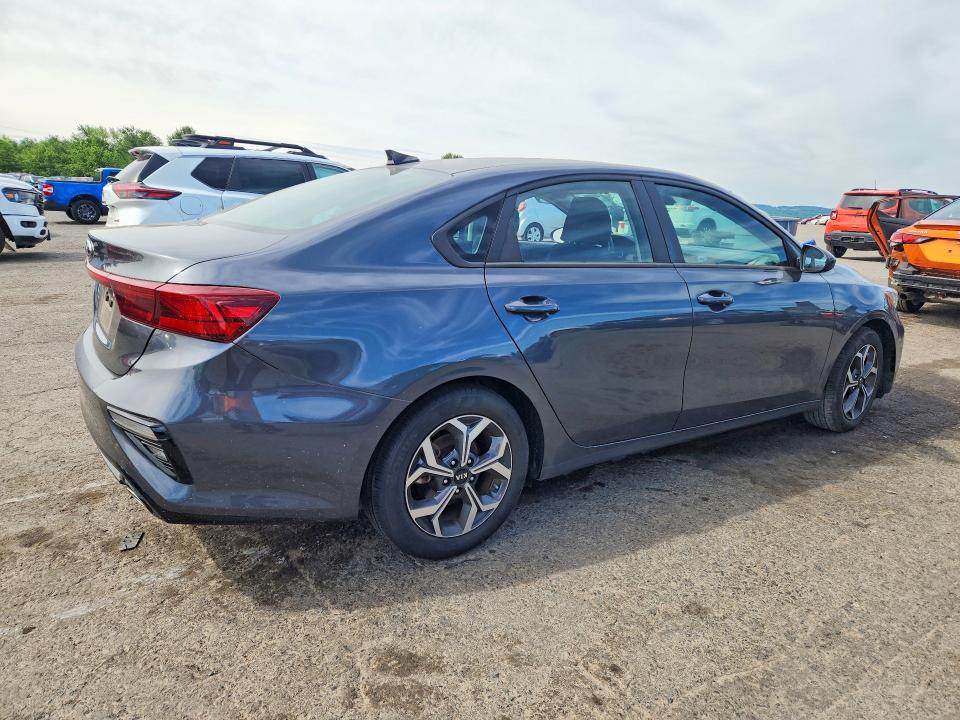 Photo 3 from auction – 2020 KIA FORTE with VIN 3KPF24AD7LE255057