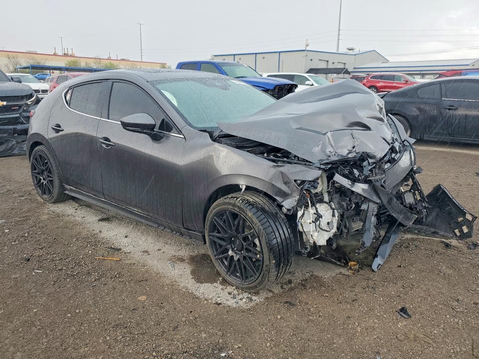 Photo 4 from auction – 2020 MAZDA 3 with VIN JM1BPANM1L1173319