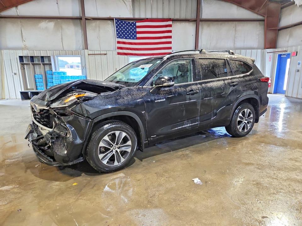 TOYOTA HIGHLANDER 2021 with VIN 5TDGBRCH9MS528878 - Photo from auction