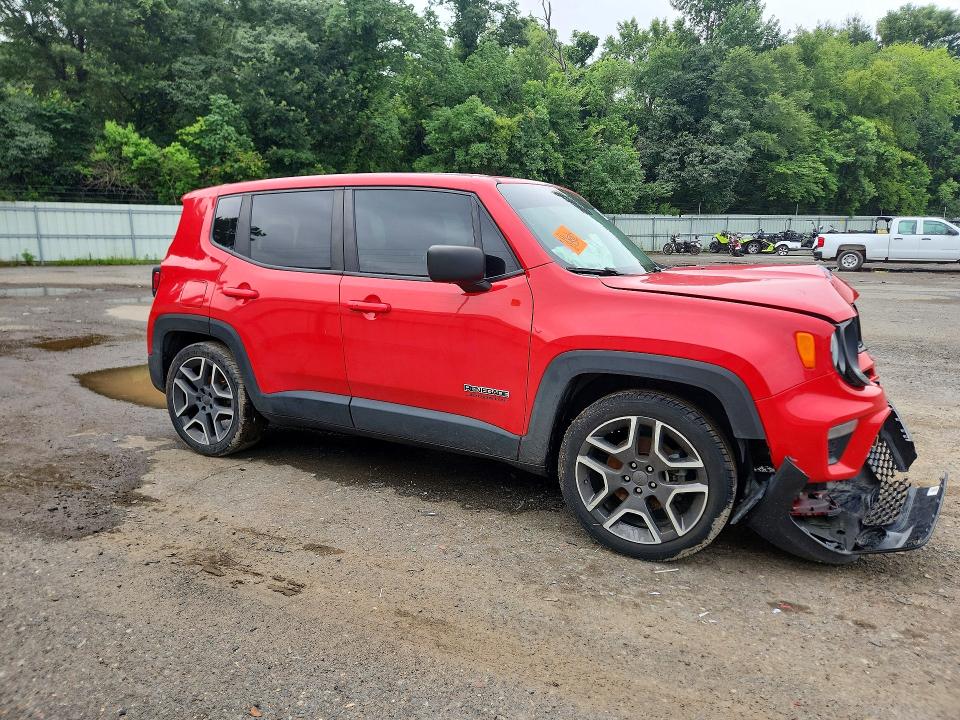 Photo 4 from auction – 2021 JEEP RENEGADE with VIN ZACNJCAB0MPM36025