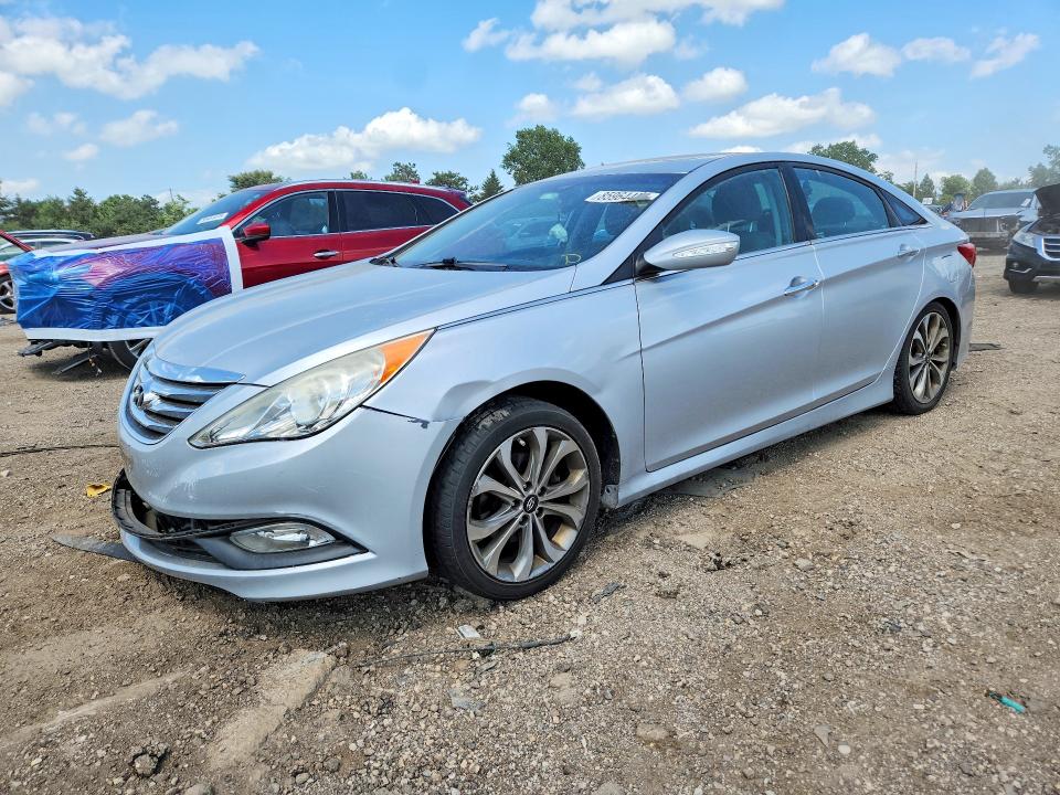 HYUNDAI SONATA 2014 with VIN 5NPEC4AC6EH885750 - Photo from auction