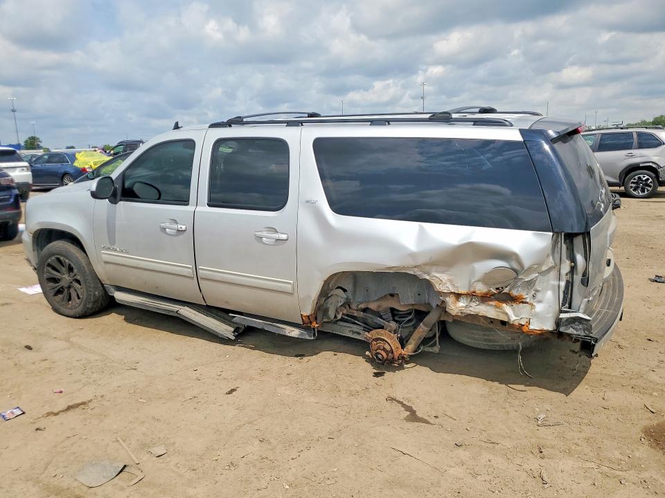 Photo 2 from auction – 2011 GMC YUKON XL with VIN 1GKS2KE33BR328873