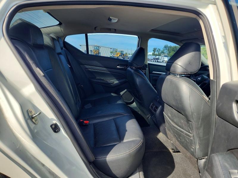 Photo 10 from auction – 2019 NISSAN ALTIMA with VIN 1N4BL4FVXKC109177