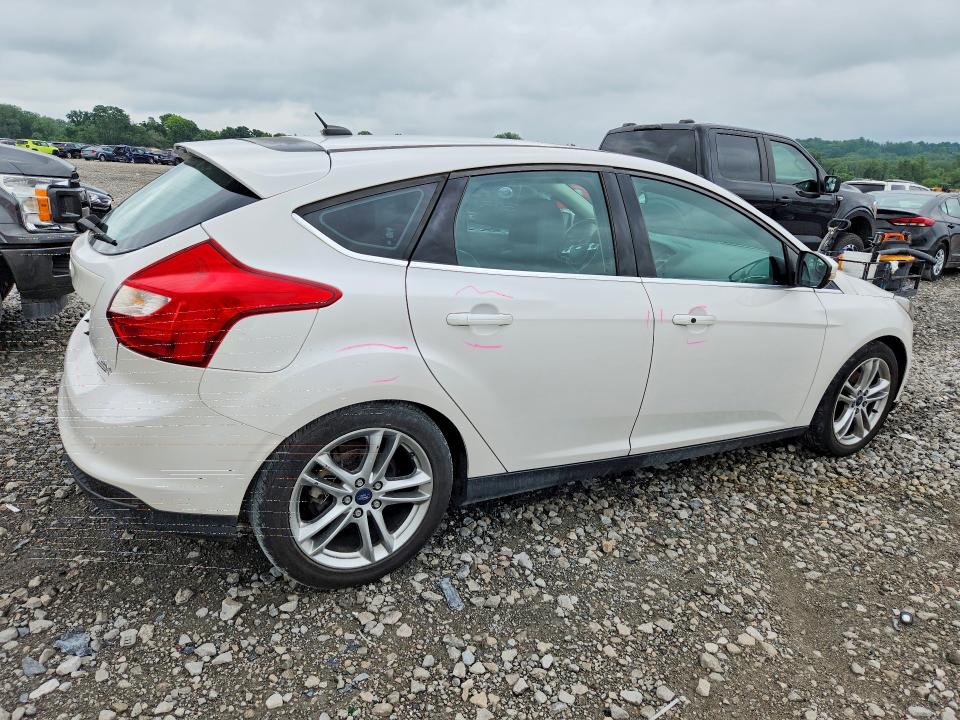 Photo 3 from auction – 2014 FORD FOCUS with VIN 1FADP3N24EL168812