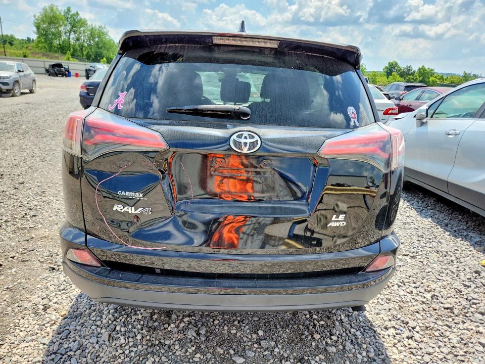Photo 6 from auction – 2018 TOYOTA RAV4 with VIN 2T3BFREV6JW748782