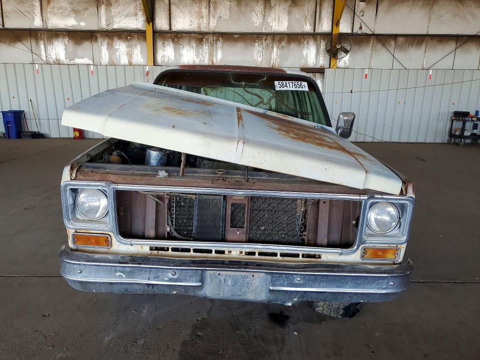 Photo 5 from auction – 1973 CHEVROLET SUBURBAN with VIN CCZ163F128295