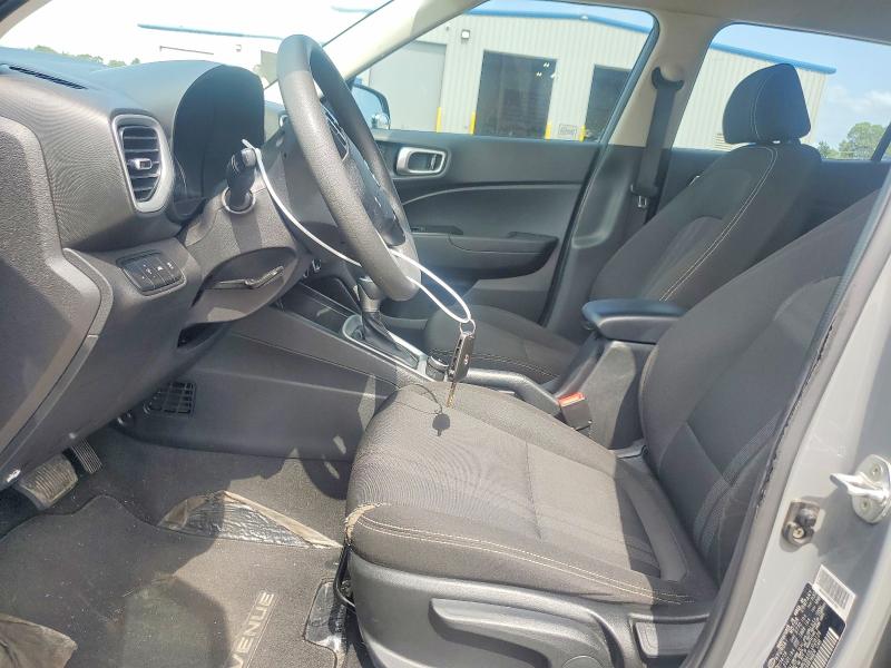 Photo 7 from auction – 2020 HYUNDAI VENUE with VIN KMHRC8A33LU028129