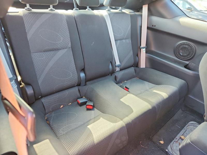 Photo 10 from auction – 2014 SCION TC with VIN JTKJF5C78E3072829