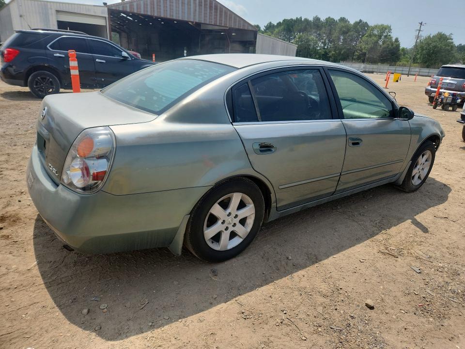 Photo 3 from auction – 2003 NISSAN ALTIMA with VIN 1N4AL11D93C336547