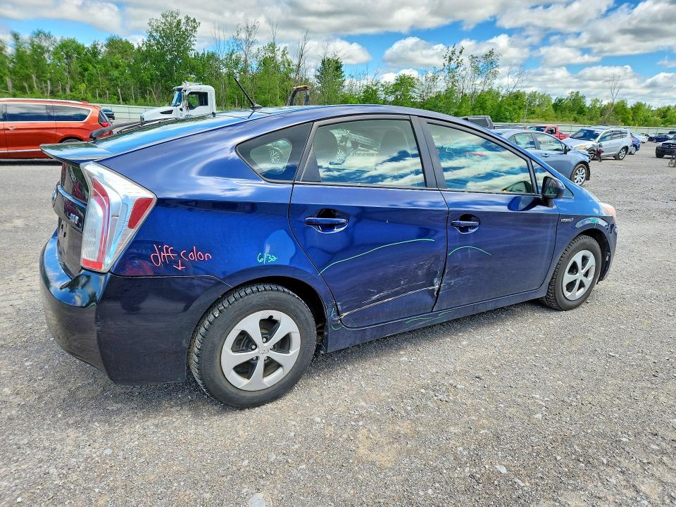 Photo 3 from auction – 2013 TOYOTA PRIUS with VIN JTDKN3DU1D1618436