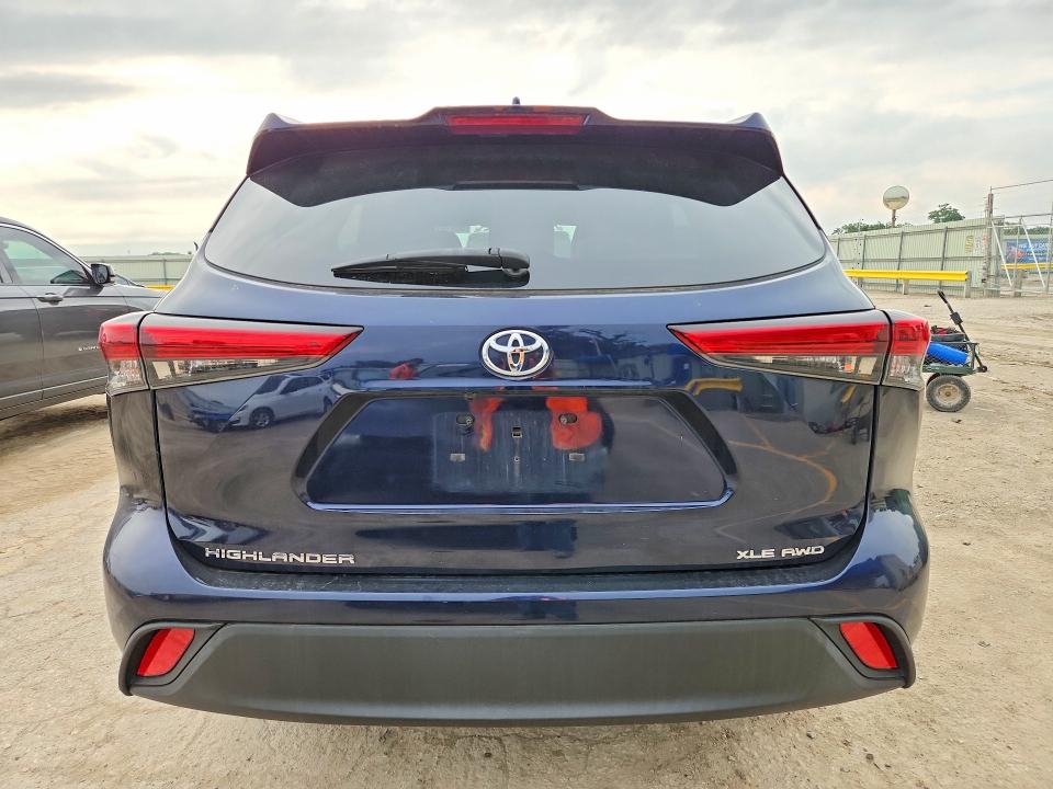 Photo 6 from auction – 2020 TOYOTA HIGHLANDER with VIN 5TDGZRBHXLS004750