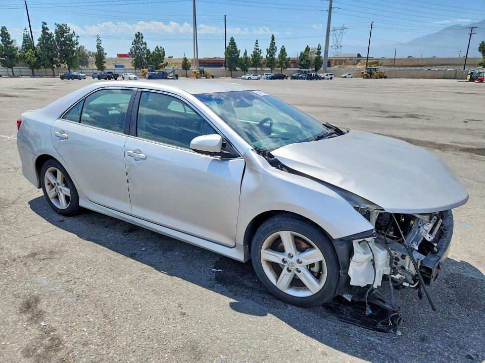 Photo 4 from auction – 2014 TOYOTA CAMRY with VIN 4T1BF1FK7EU448138