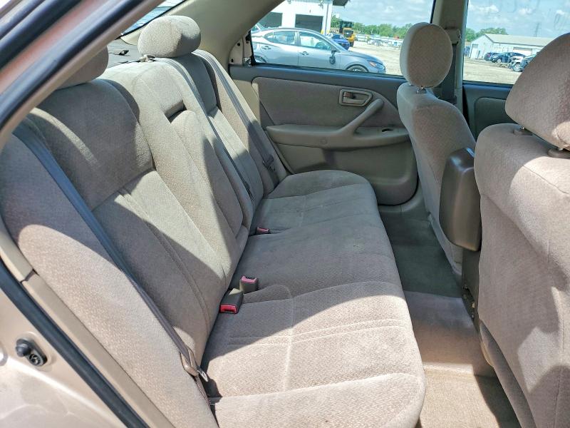Photo 10 from auction – 2000 TOYOTA CAMRY with VIN 4T1BG22K4YU665255