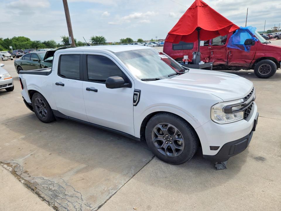 Photo 4 from auction – 2022 FORD MAVERICK with VIN 3FTTW8E90NRA54536
