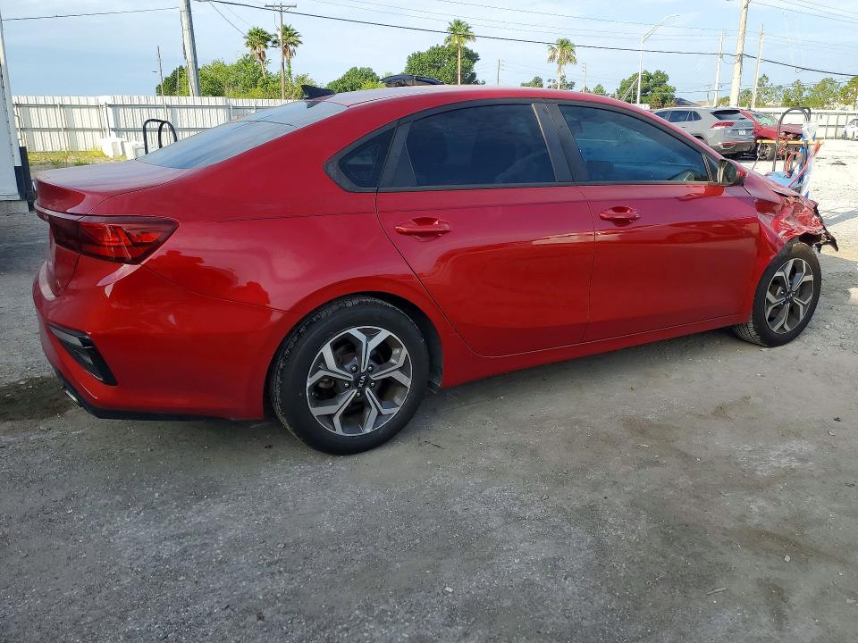 Photo 3 from auction – 2019 KIA FORTE with VIN 3KPF24AD3KE057784